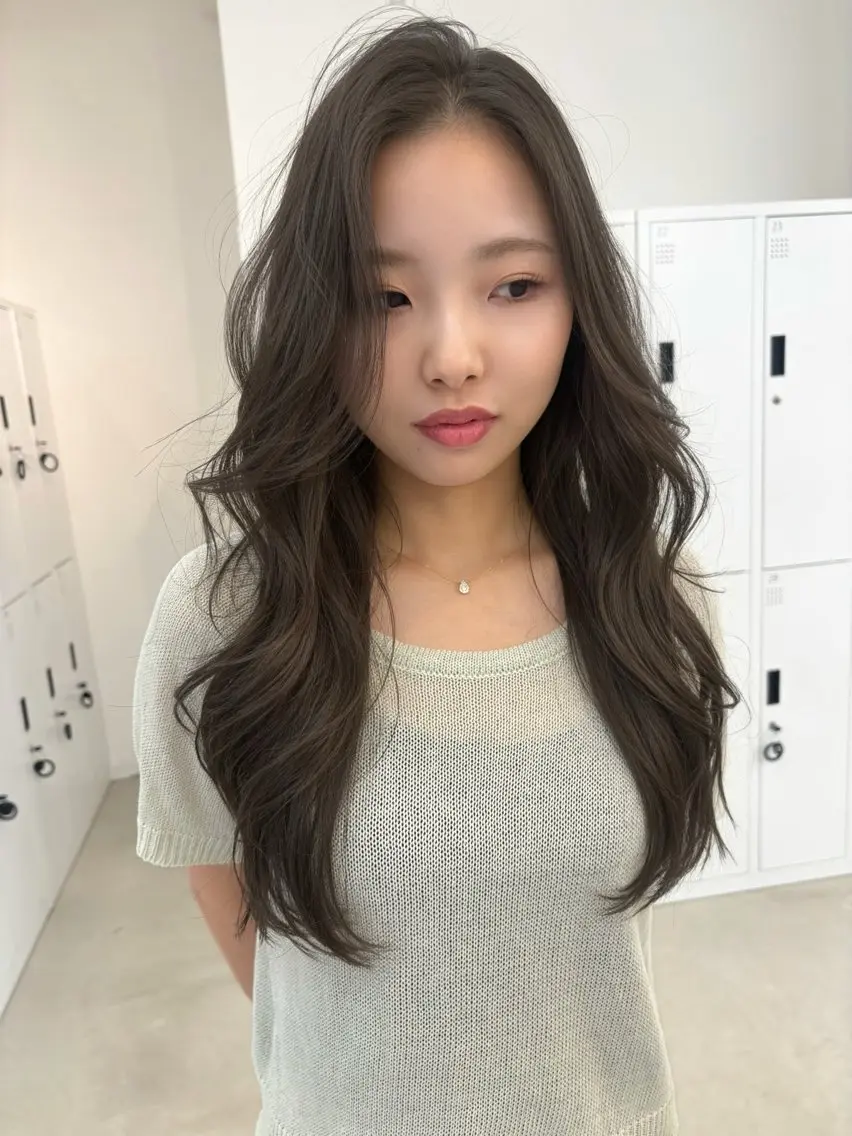 ロング カラー カット ヘアカラー トリートメント 韓国風レイヤーカット 松葉翔のヘアスタイル