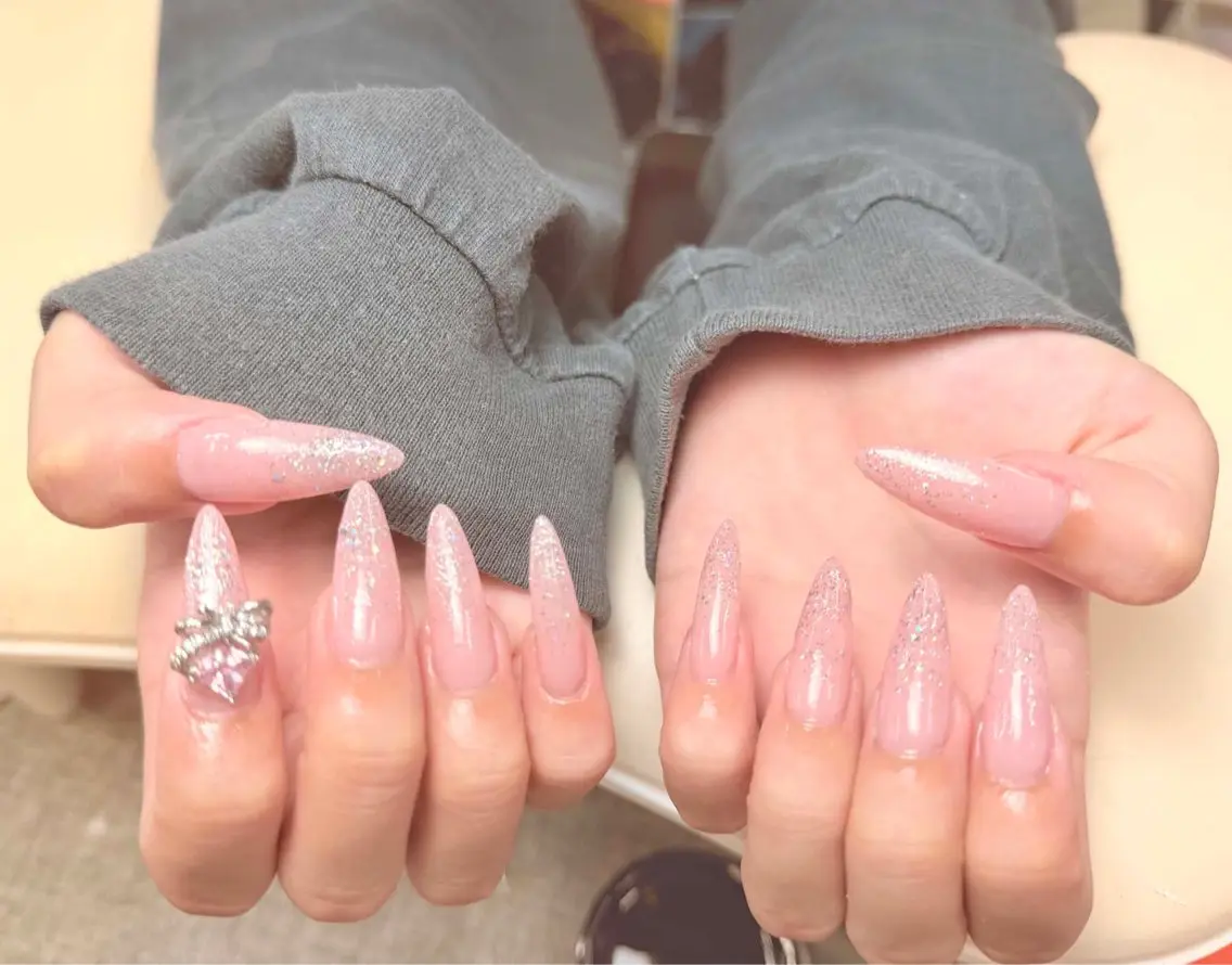 ネイル アートネイル ボルドー フレンチネイル ジェルネイル 氷ネイル・うるうるネイル ハンドネイル Julie NailSalonのネイルデザイン