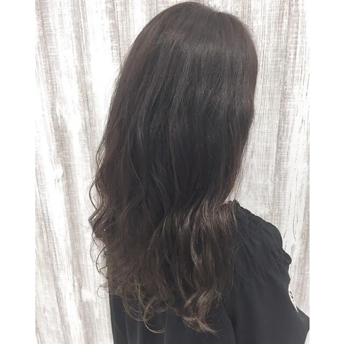 ロング カラー パーマ デジタルパーマ 透明感♡︎♡︎ 佐々木早苗のヘアスタイル