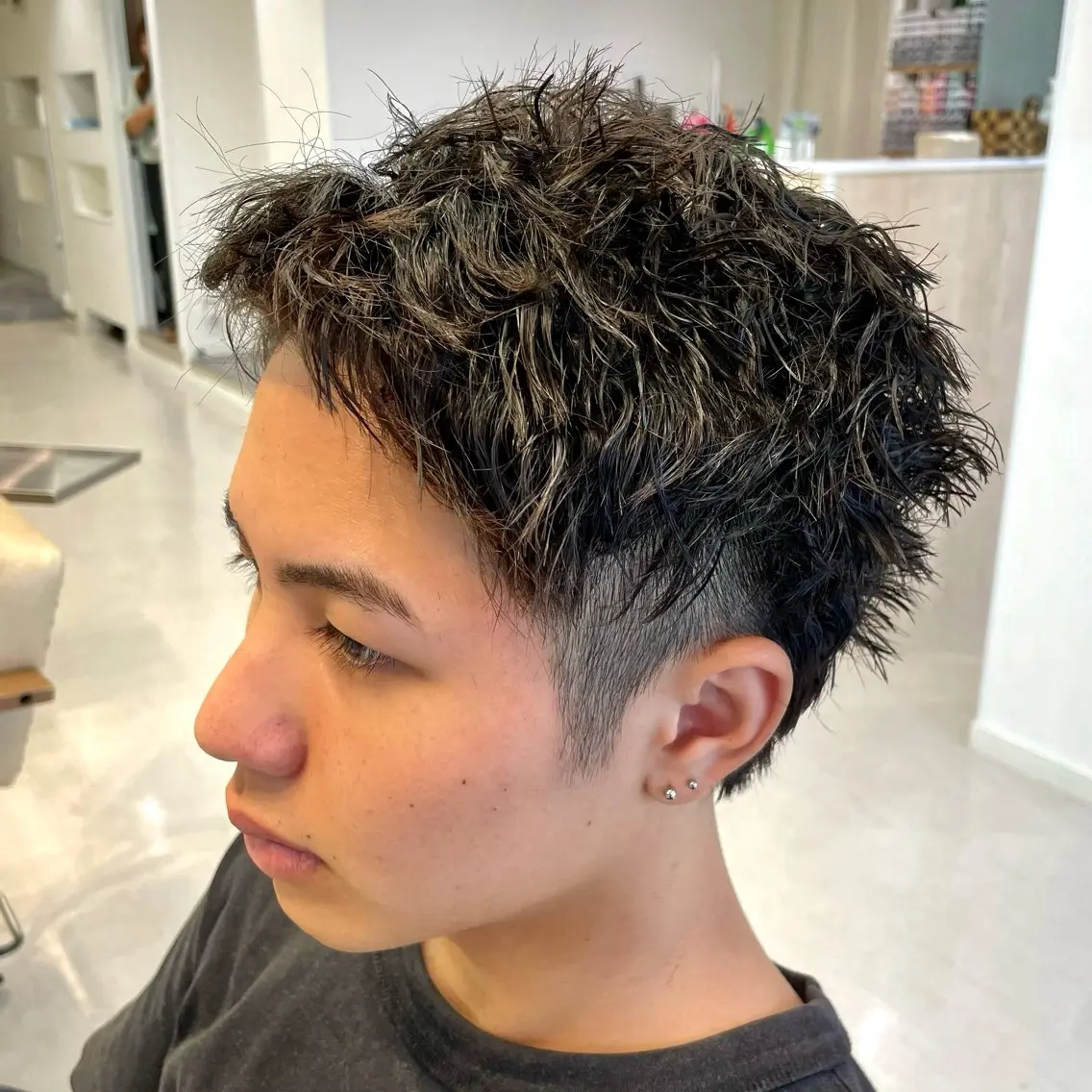パーマ メンズ ビジネス メンズパーマ スパイキーショート 刈り上げ メンズ支持率No.1 /大船メンズパーマのヘアスタイル