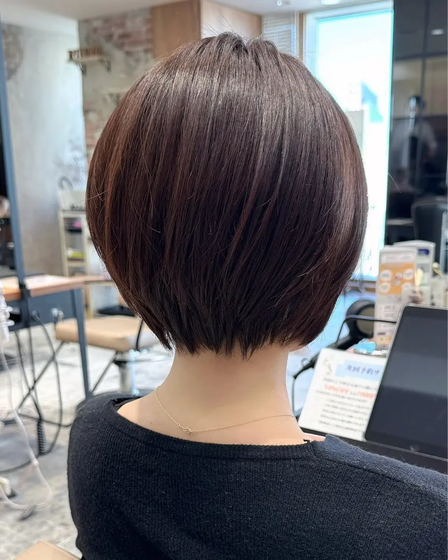 ショート カラー ヘアカラー トリートメント 💍新宿ショート 💍岩田莉奈のヘアスタイル