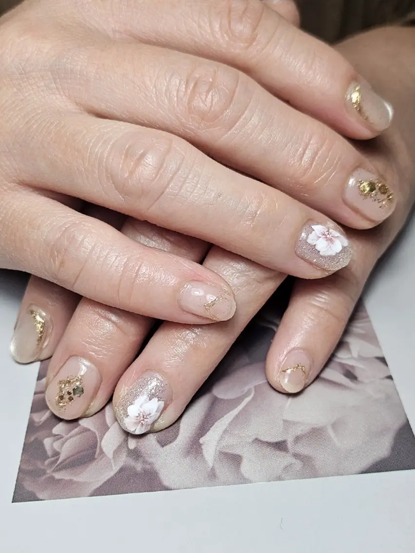 ネイル フラッシュネイル ラメ(グリッター) マグネットネイル ミラーネイル ニュアンスネイル ハンドネイル Noah'snail   のネイルデザイン
