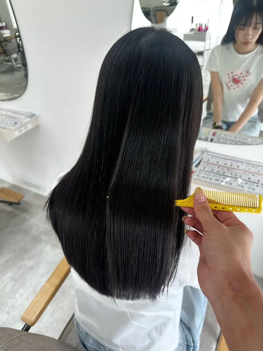ロング カット 縮毛矯正 トリートメント むっち/似合わせ レイヤーカットのヘアスタイル