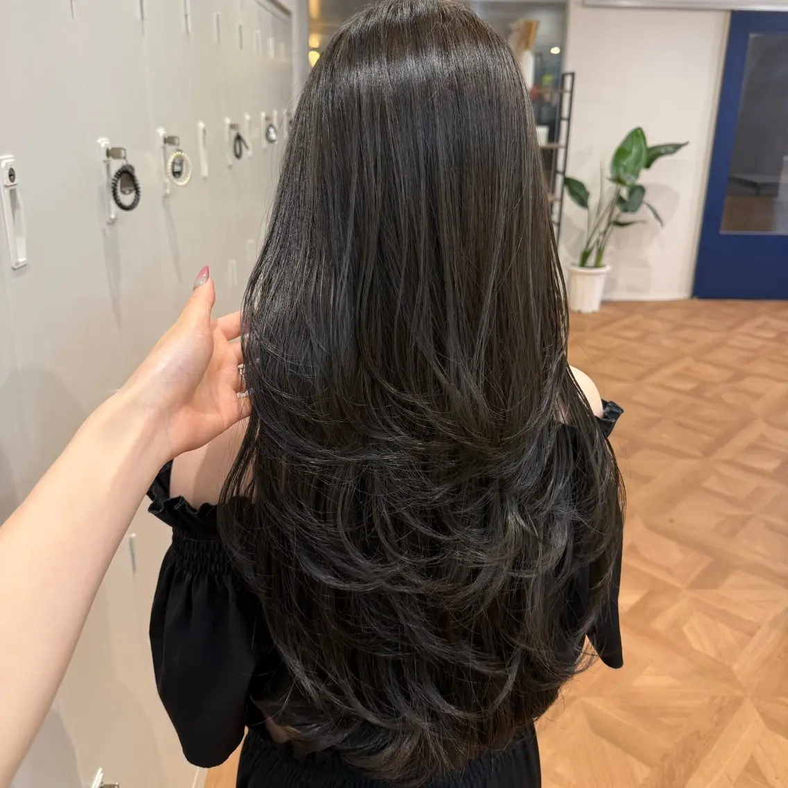 ロング カラー ヘアアレンジ キヨミ 韓国レイヤーカットのヘアスタイル