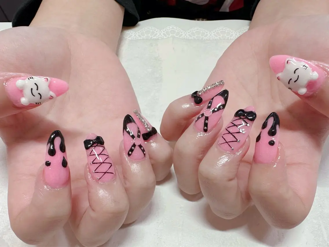 ネイル nail saron Aphrisのネイルデザイン