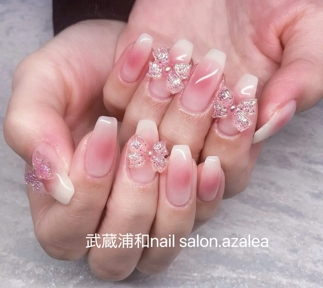 ネイル ハンドネイル R inのネイルデザイン