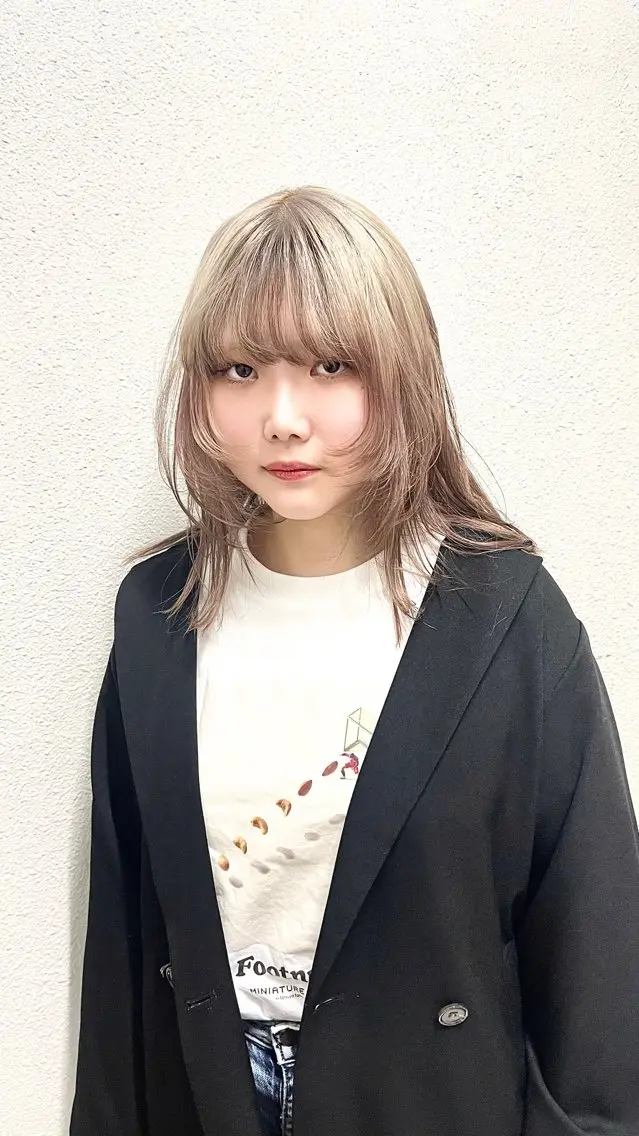カット+デザインカラーの写真