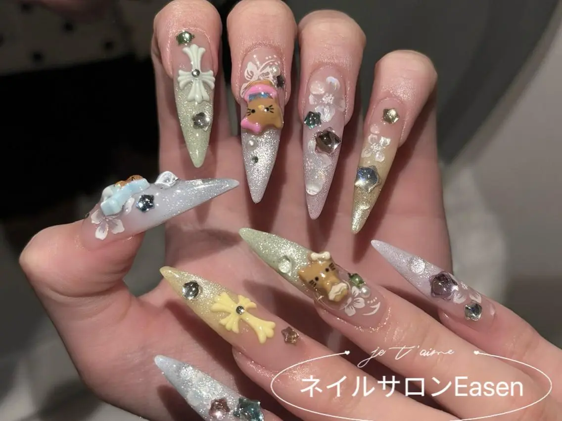 ネイル ネイルサロン Easenのネイルデザイン