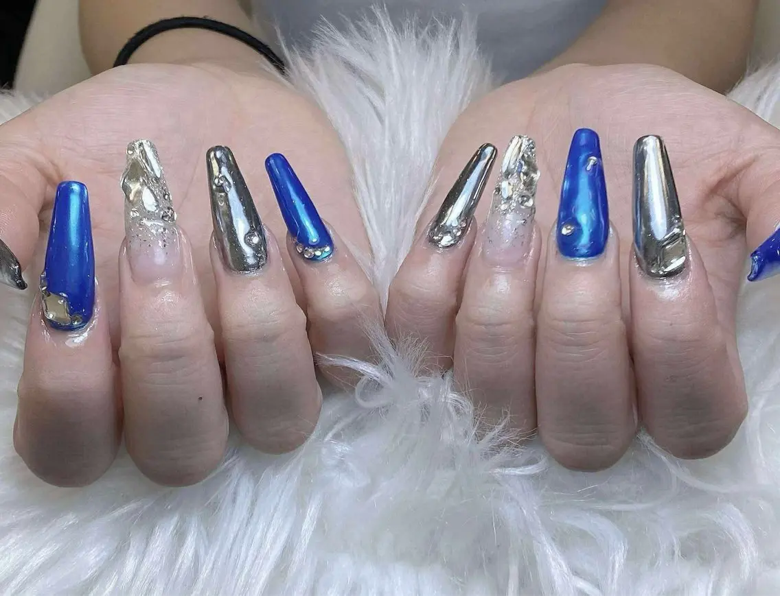 ネイル チークネイル 長さ出し フットネイル マグネットネイル 持ち込み ハンドネイル ANH NAIL ゴテゴテ専門店💎のネイルデザイン
