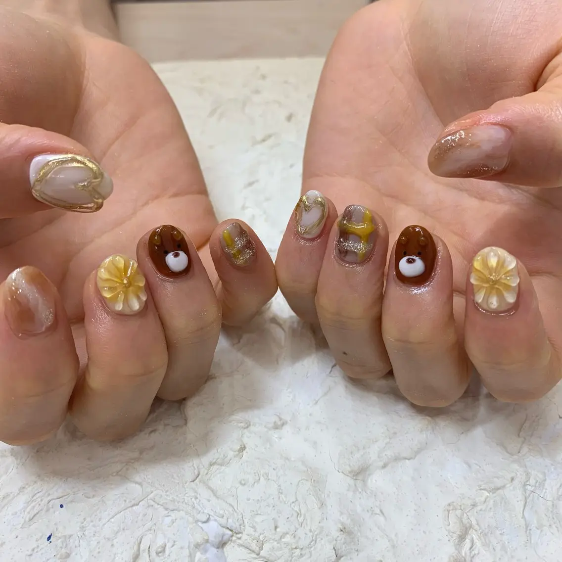 ネイル マキノ ユイのネイルデザイン