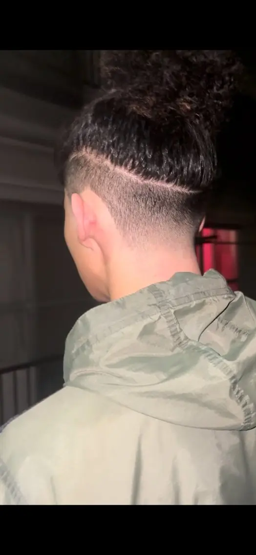 ショート 滝本 承太朗のヘアスタイル