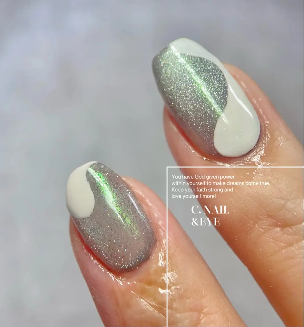 ネイル 入学式 フラッシュネイル フットネイル 卒業式 氷ネイル・うるうるネイル C.Nail &Eyeのネイルデザイン