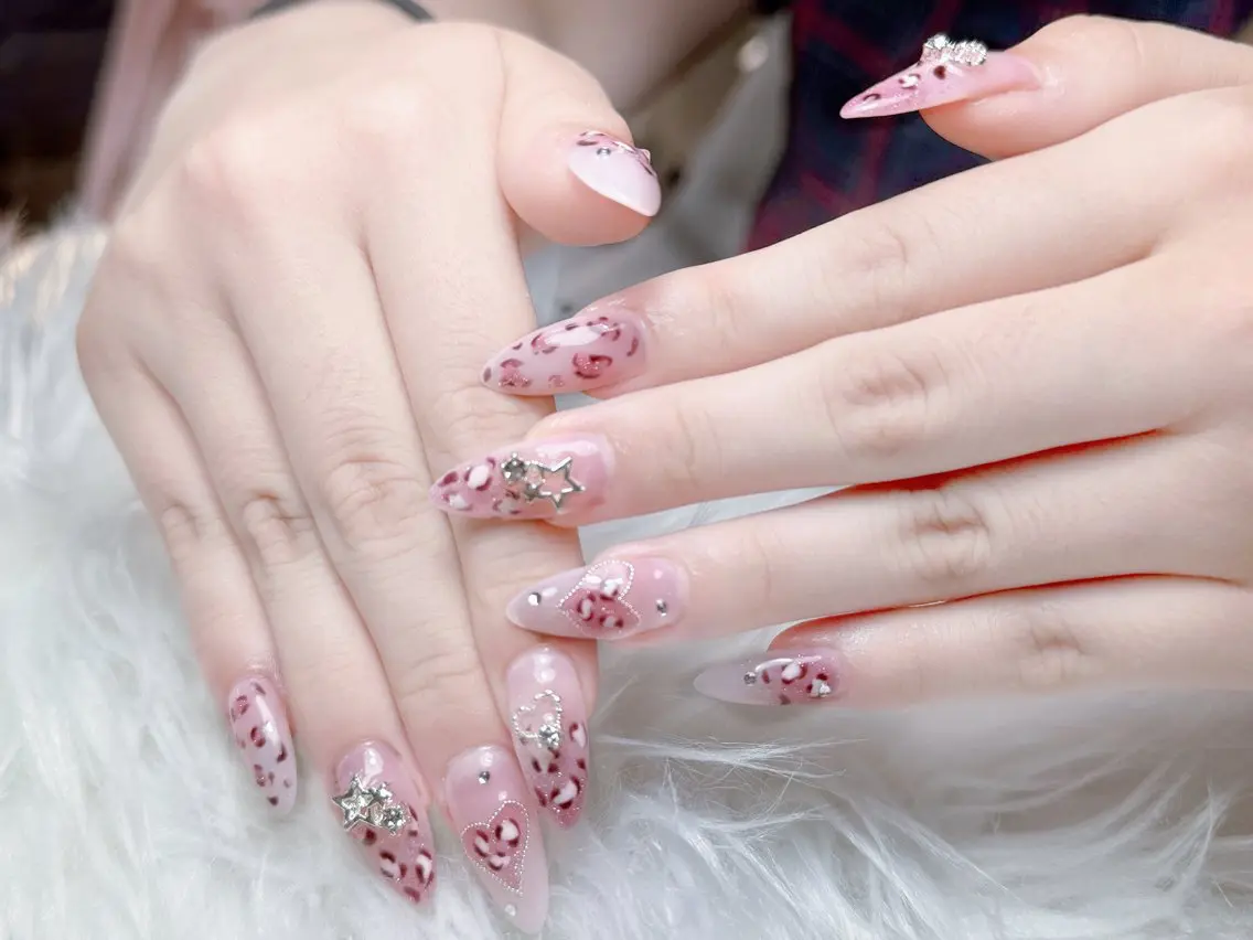 ネイル ハンドネイル AURORA nail salonのネイルデザイン