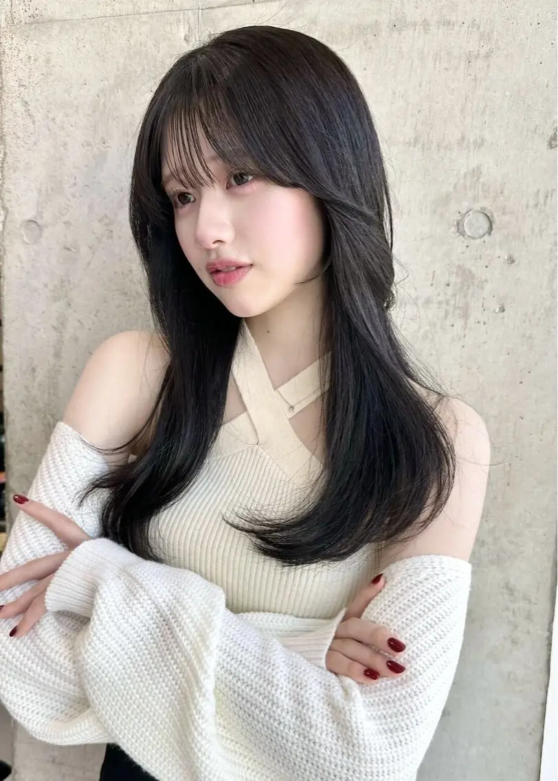セミロング 韓国風ヘア レイヤーカット カット ヘアカラー トリートメント ✨透明感カラー 恵比寿HAYATO✨のヘアスタイル