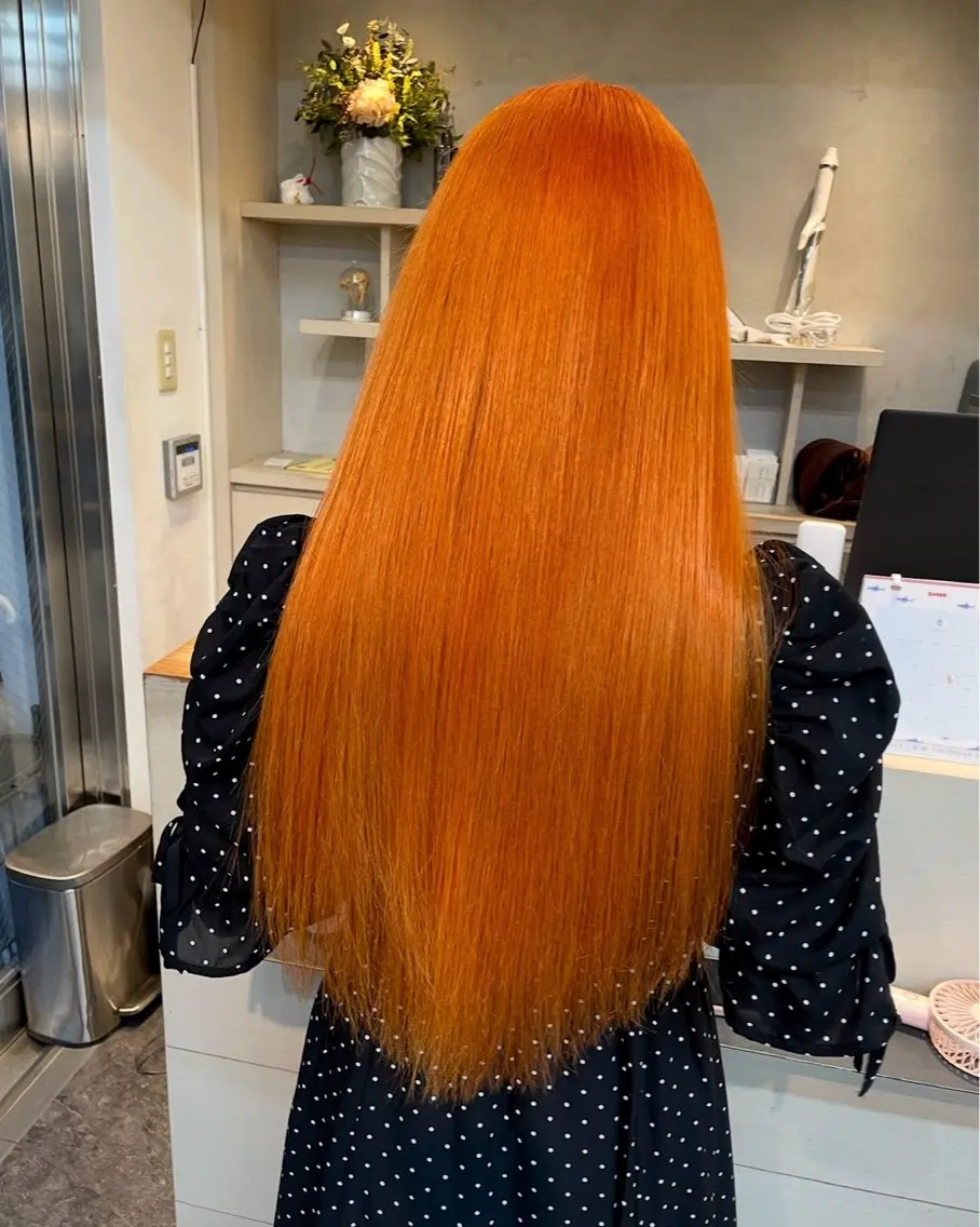 セミロング ヘアカラー トリートメント 中山 ちかのヘアスタイル