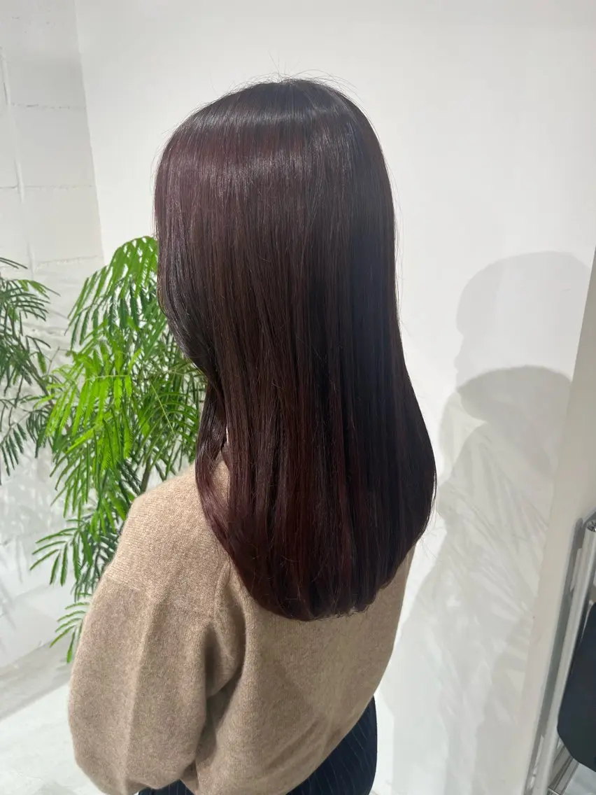 セミロング カラー レッドカラー ヘアカラー ユイナ/ハイトーン /透明感カラー🫧のヘアスタイル