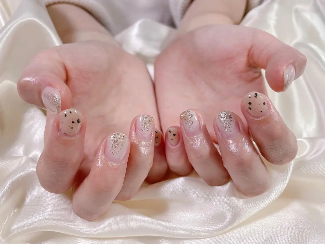 ネイル ジェルネイル ハンドネイル mogunail &blowのネイルデザイン