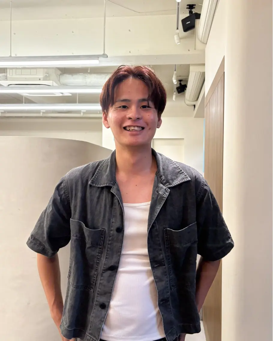 ショート カラー メンズ センターパート カット ヘアカラー 【似合わせカット】 谷口海斗のヘアスタイル