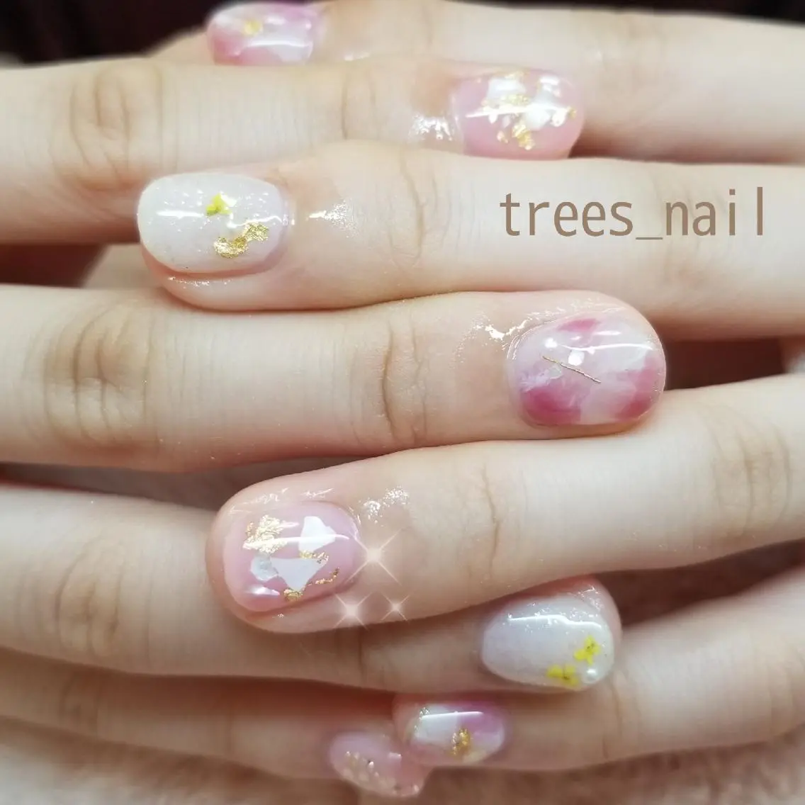 ネイル アートネイル 成人式 フラワーネイル ガーリー ピンク ハンドネイル フットネイル trees_ nailのネイルデザイン
