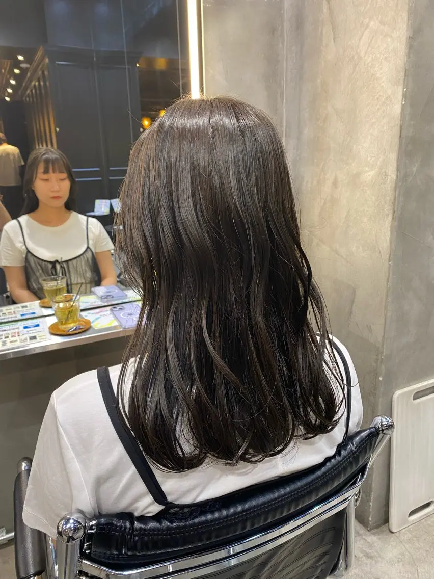 カラー 透明感カラー グレージュ カット ヘアカラー トリートメント 透明感カラー🌿 グレージュ🐺陽介のヘアスタイル