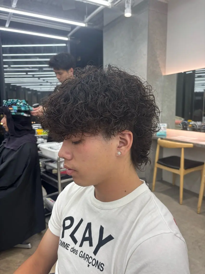 パーマ メンズ メンズパーマ プードルパーマ 波巻きパーマ プードルパーマ カット パーマ 白井 世那のヘアスタイル