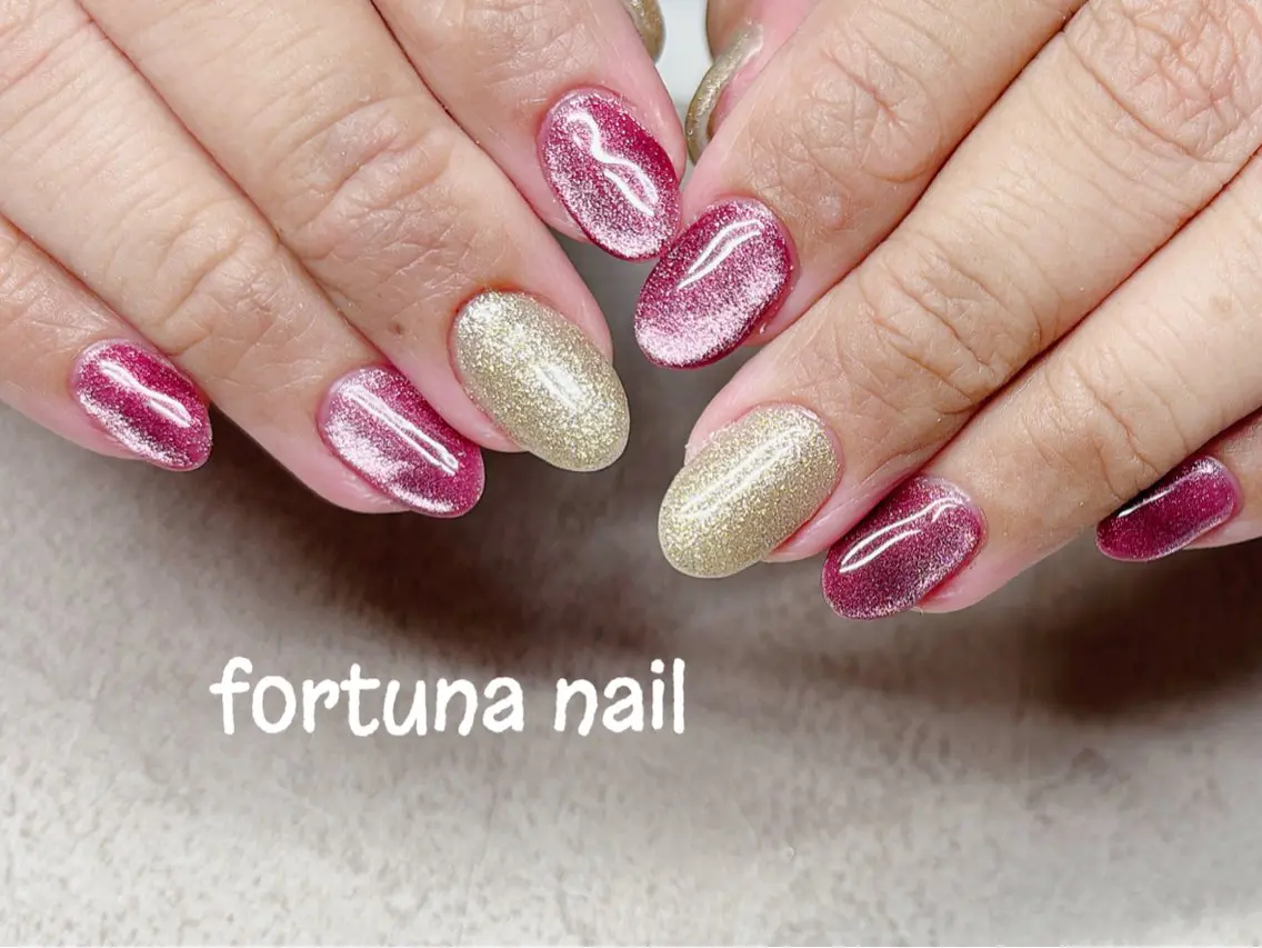 ネイル マグネットネイル Nail •Head スパFortunaのネイルデザイン