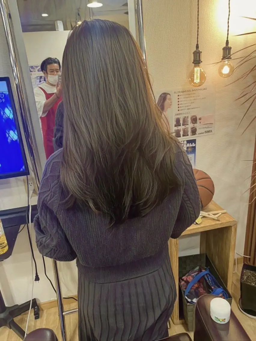 お洒落になれるデザインカット+フルカラーの写真