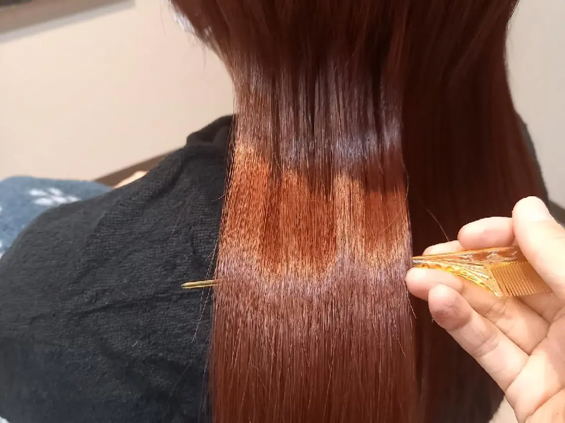 カラー ミディアム ブリーチ トリートメント 上原 嘉代子のヘアスタイル
