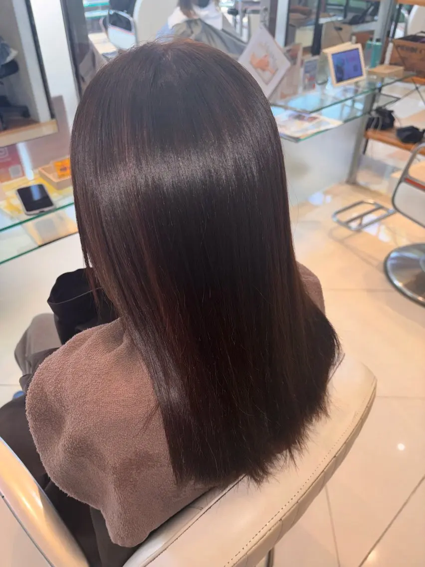 セミロング 縮毛矯正 高橋 佳那のヘアスタイル