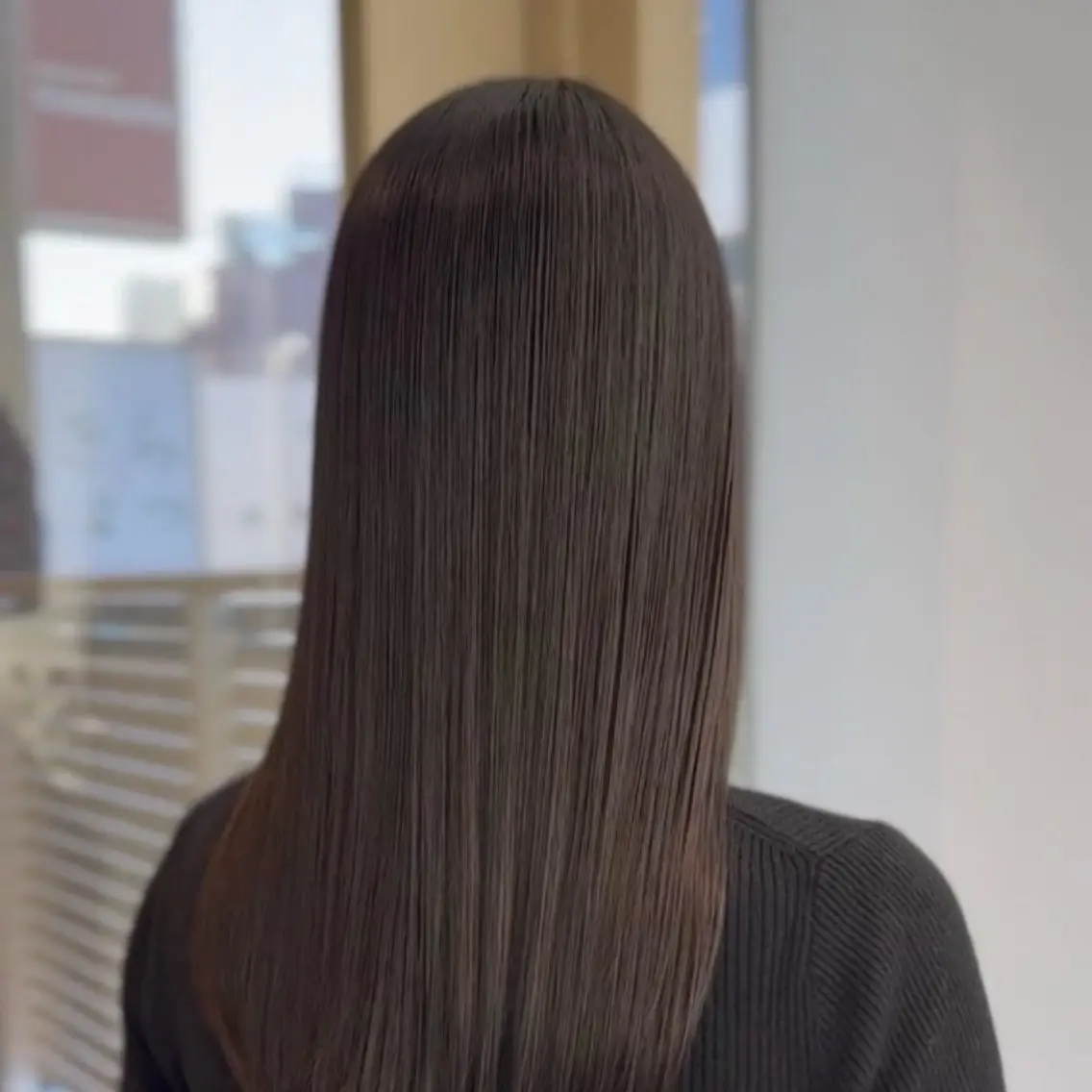 ロング カラー 松野 航青のヘアスタイル