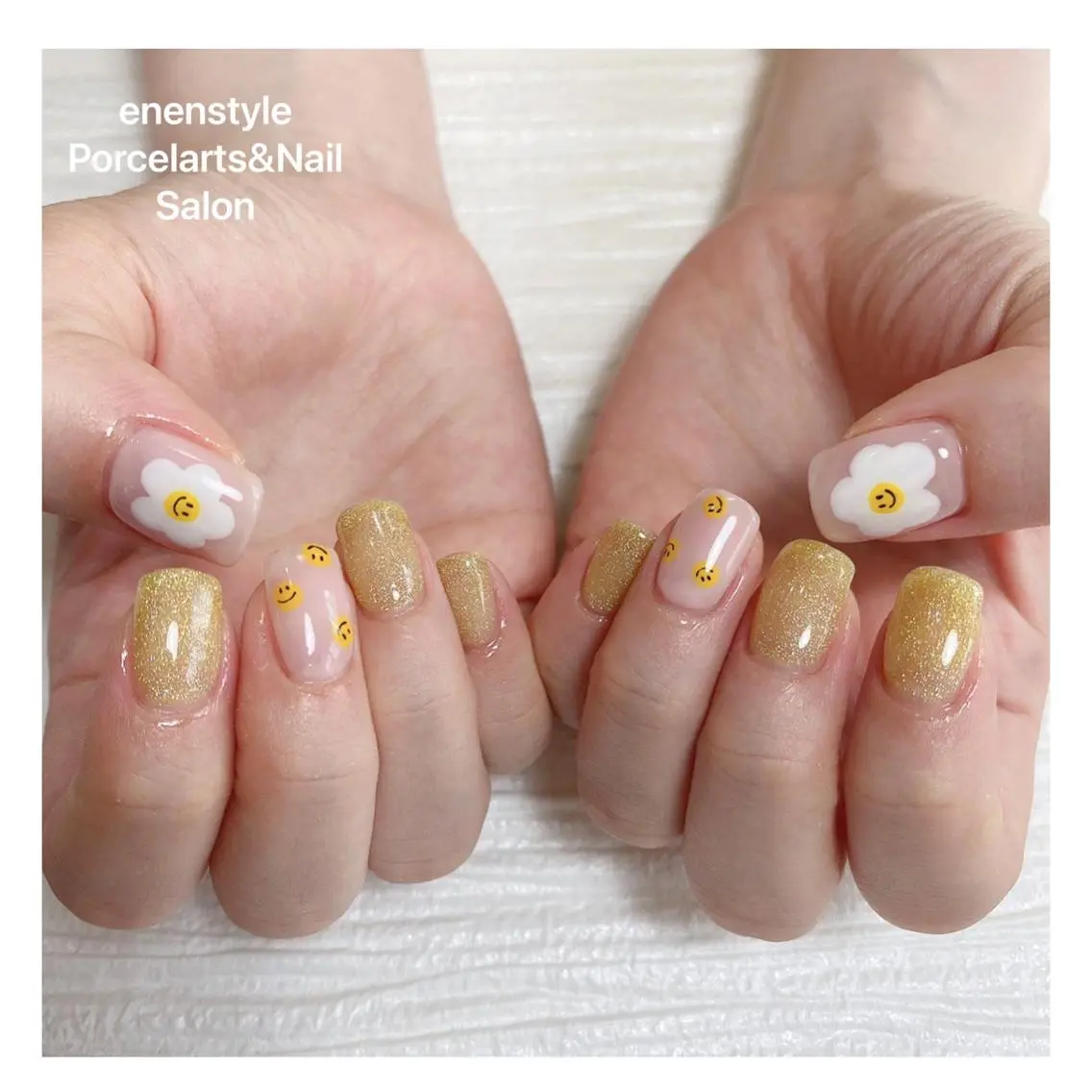 ミディアム ネイル ハンドネイル 🐾enen style 🐾のネイルデザイン