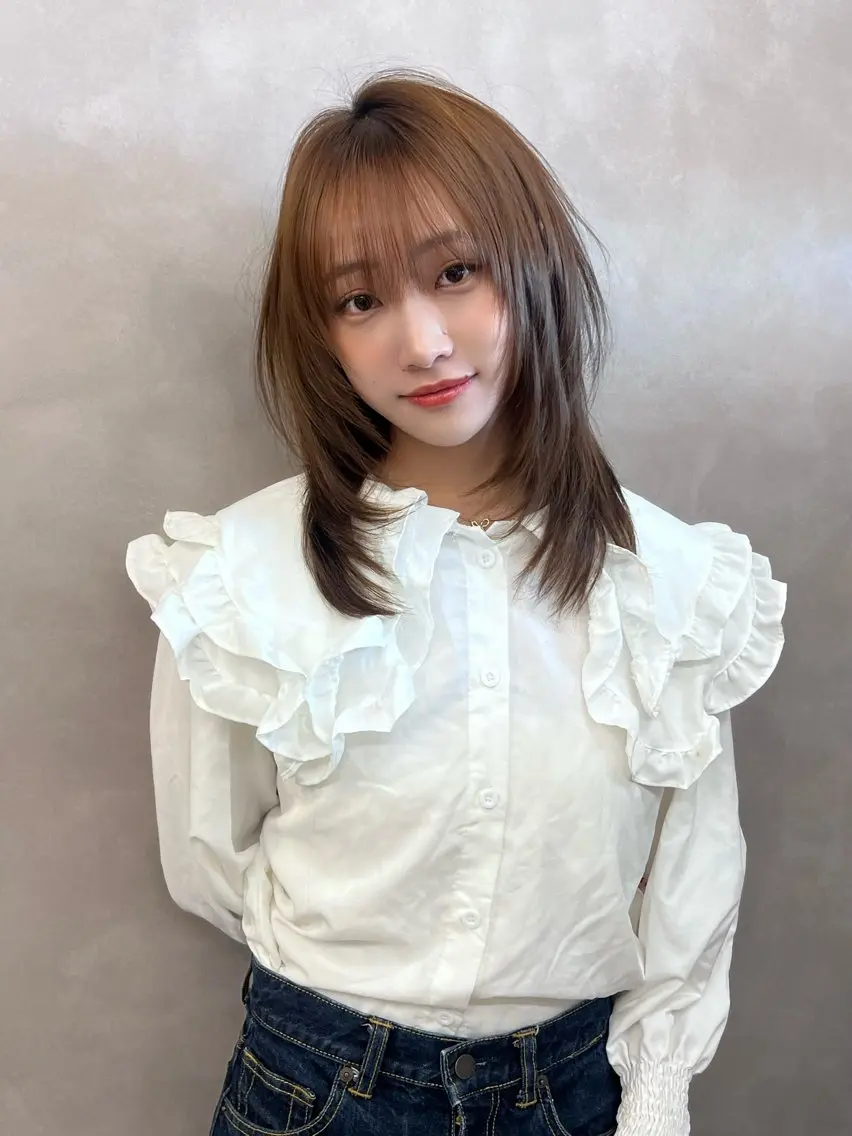 ミディアム ミディアムレイヤー レイヤーカット 山中 欧輔のヘアスタイル
