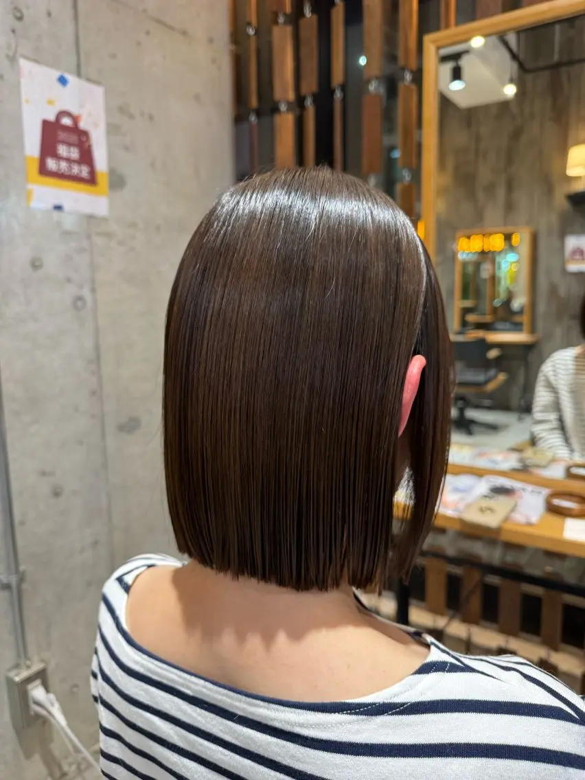 カラー ボブ 山本 望華のヘアスタイル