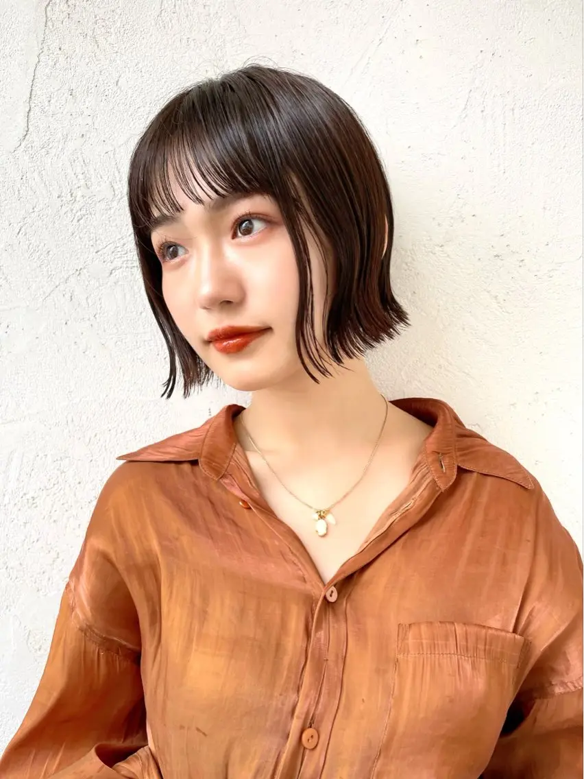 ショート カラー 切りっぱなしボブ ボブレイヤー ボブ くびれヘア 顔まわりレイヤー カット ヘアカラー 結べるレイヤーボブ くびれLady表参道のヘアスタイル