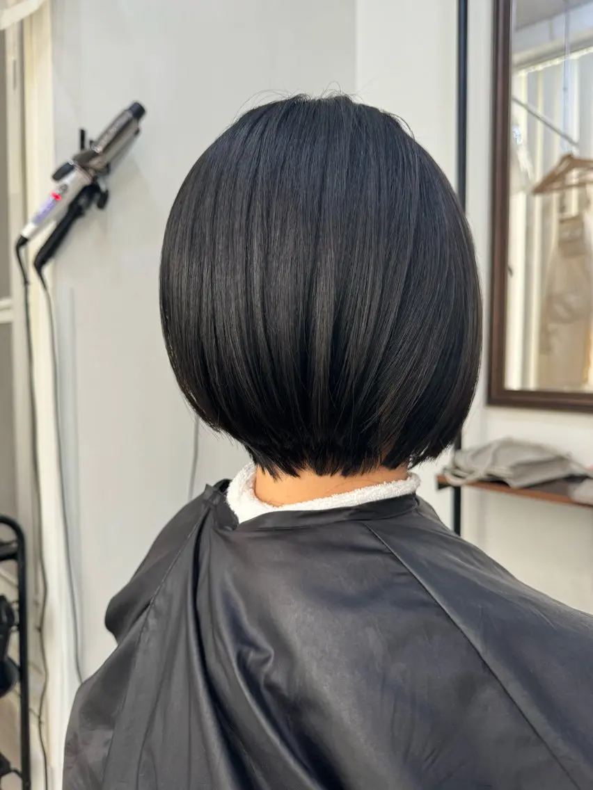 ショート カラー ヘアカラー 縮毛矯正 椎葉 祐也のヘアスタイル