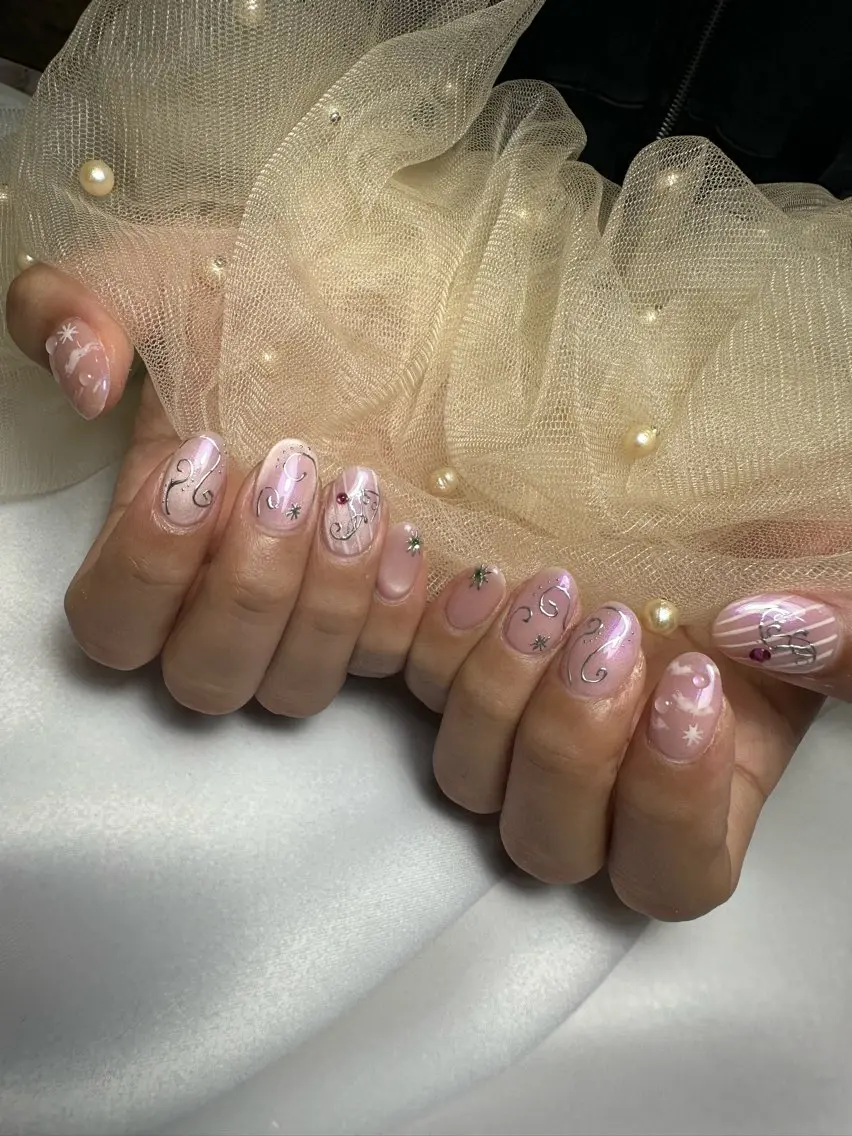ネイル 持ち込み ハンドネイル Cherie🫧 🌿NAOMIのネイルデザイン