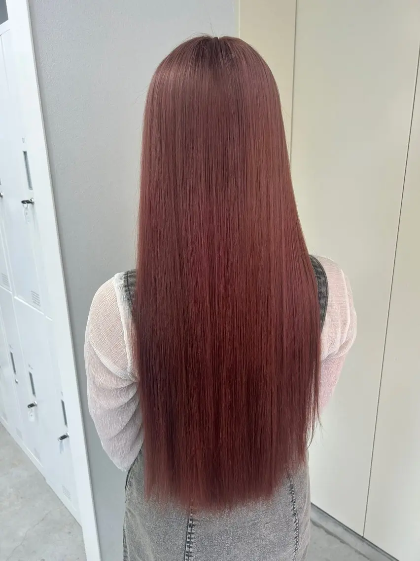 ロング カラー カシス ピンクカラー ヘアカラー トリートメント Gisel みらののヘアスタイル