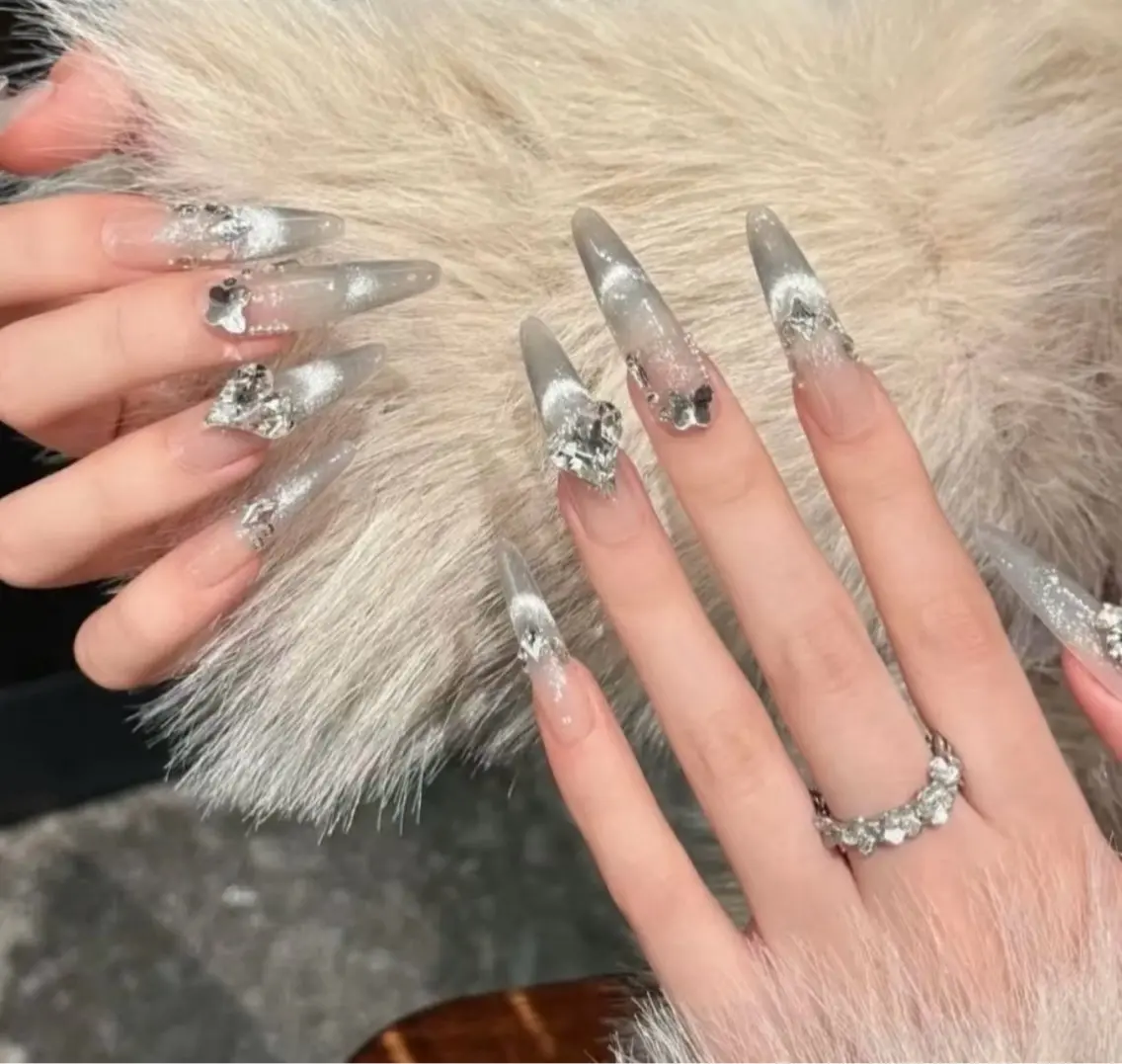 ネイル ハンドネイル Luvia Ginzaのネイルデザイン
