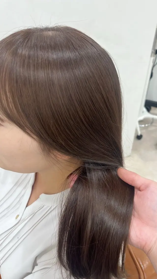 カラー ひなこ♡縮毛矯正/ 艶カラー🤍透明感のヘアスタイル