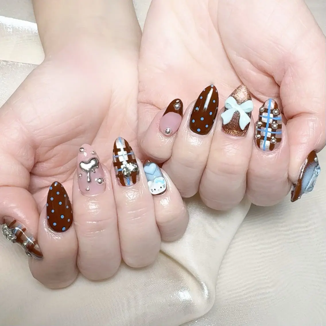メンズ ネイル メンズ韓国風 アートネイル オーロラネイル ガーリー キラキラネイル ハンドネイル Nail salon 木にいるのネイルデザイン