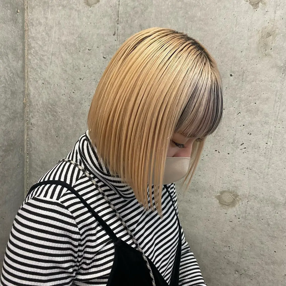 ショート カラー 🩶レイヤーカット 🩶柔らかカラー結愛のヘアスタイル