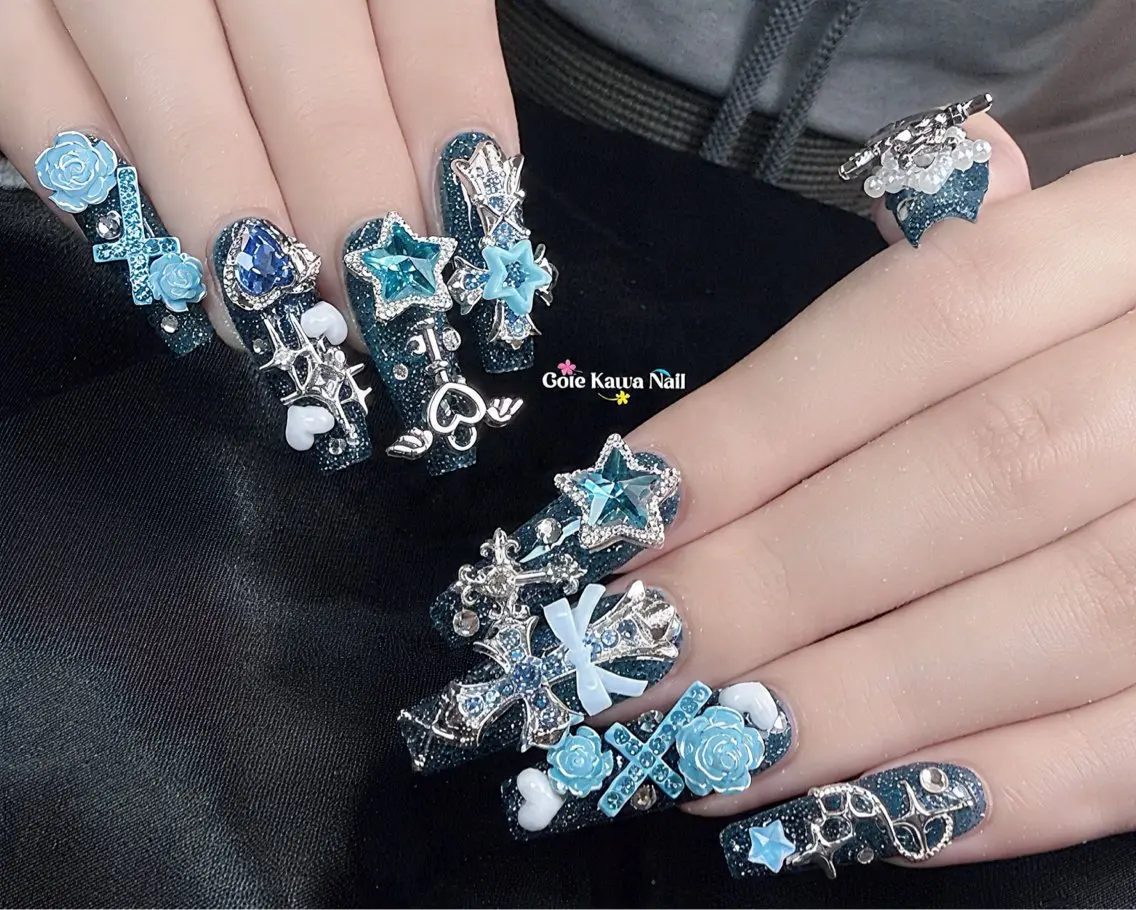 ネイル フラッシュネイル 持ち込み 夏ネイル ハンドネイル ハンドケア Gote Kawa nail salonのネイルデザイン