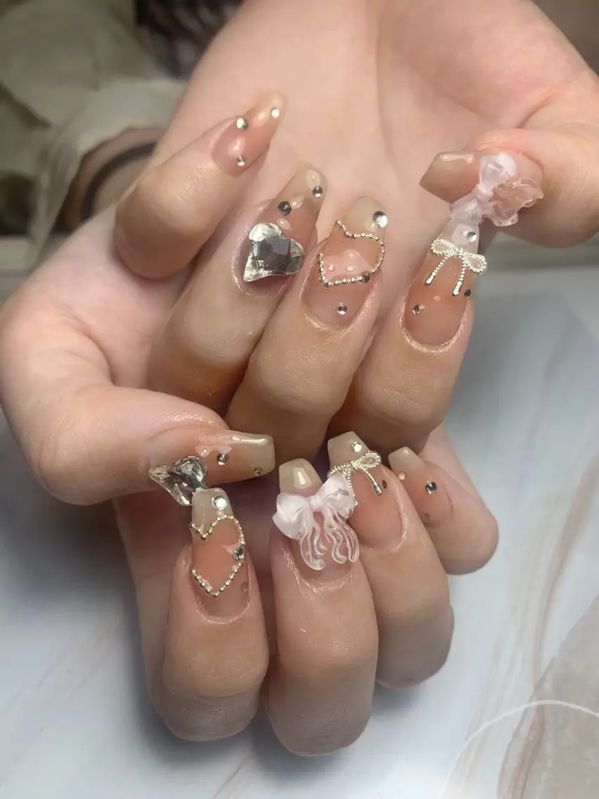 ネイル akina nailsのネイルデザイン