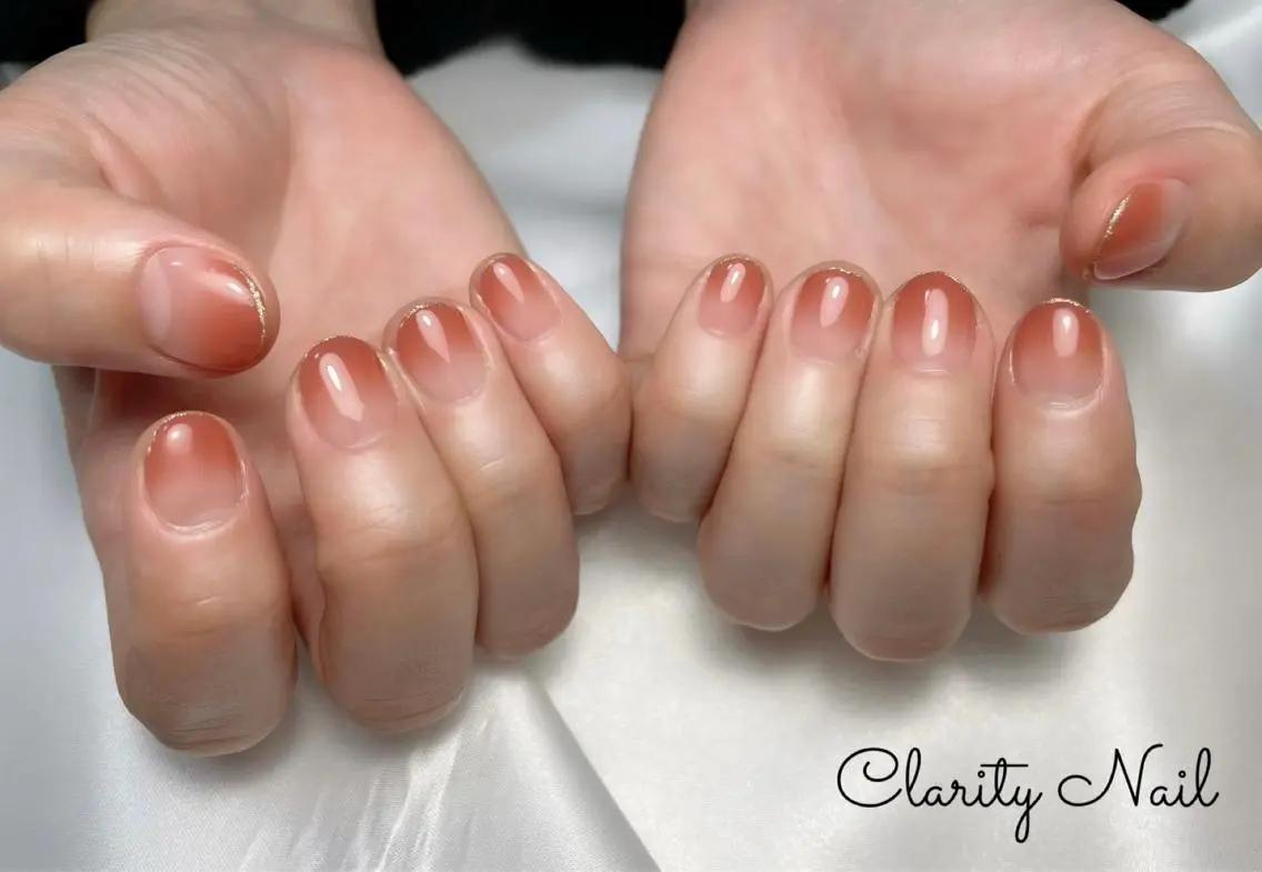 ネイル グラデーション ラメ(グリッター) ハンドネイル Clarity Nailのネイルデザイン