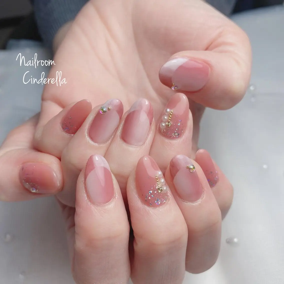 ネイル フレンチネイル オンブレフレンチ Nailroom. Cinderellaのネイルデザイン