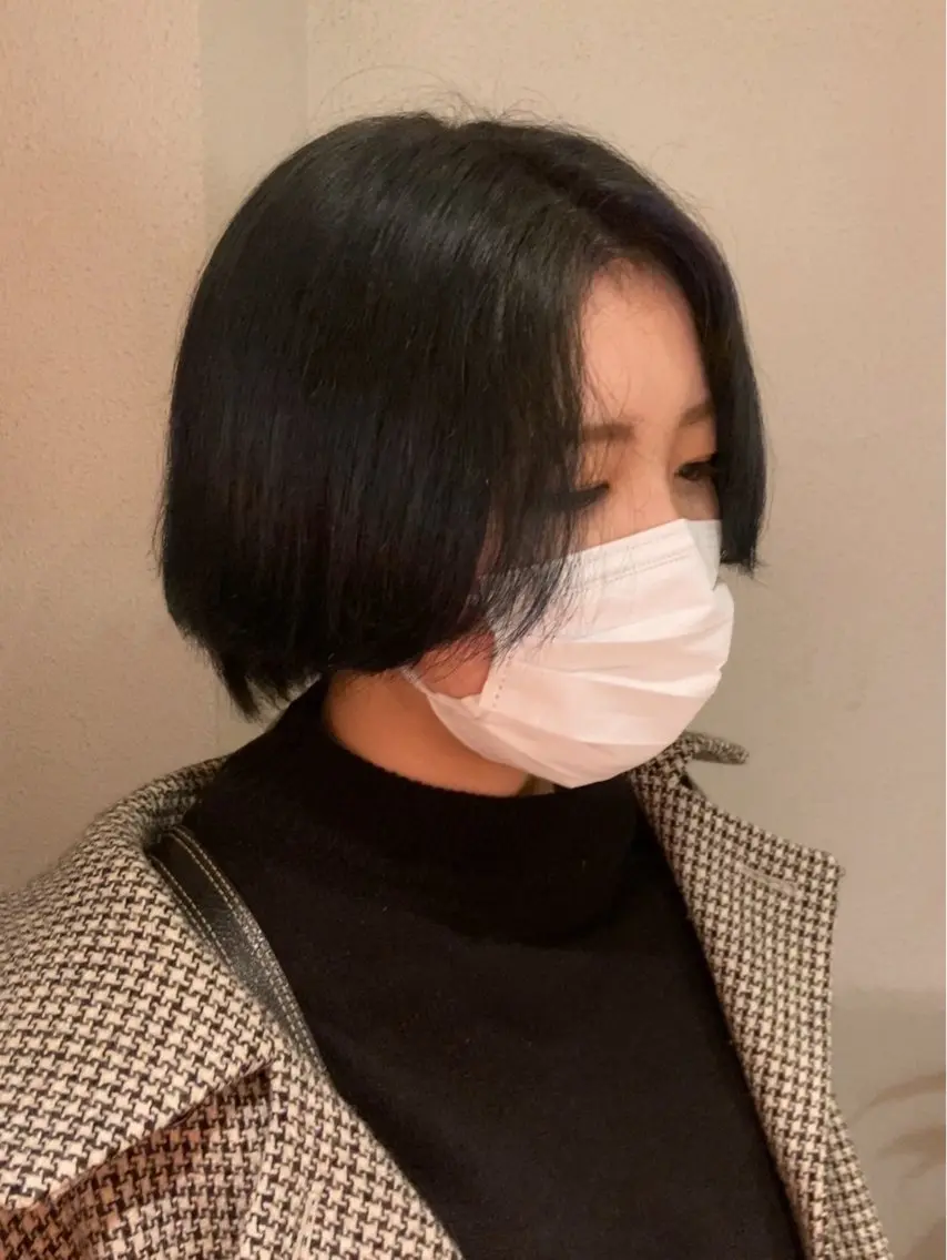 ショート カラー ブルーカラー hiiro ヘアカラー専門店のヘアスタイル