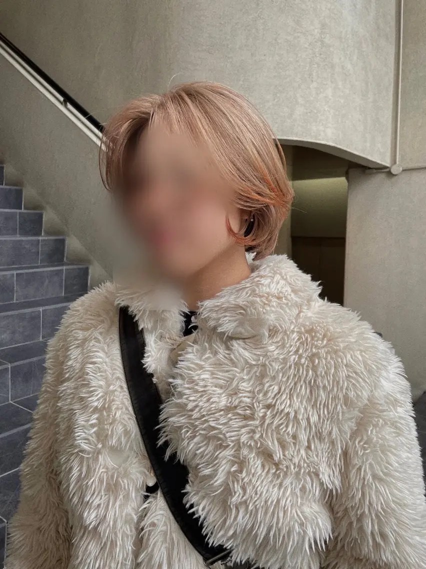 カラー ブリーチ 土居 海緒のヘアスタイル