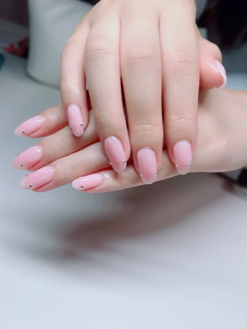 ネイル ハンドネイル aneughan nailのネイルデザイン