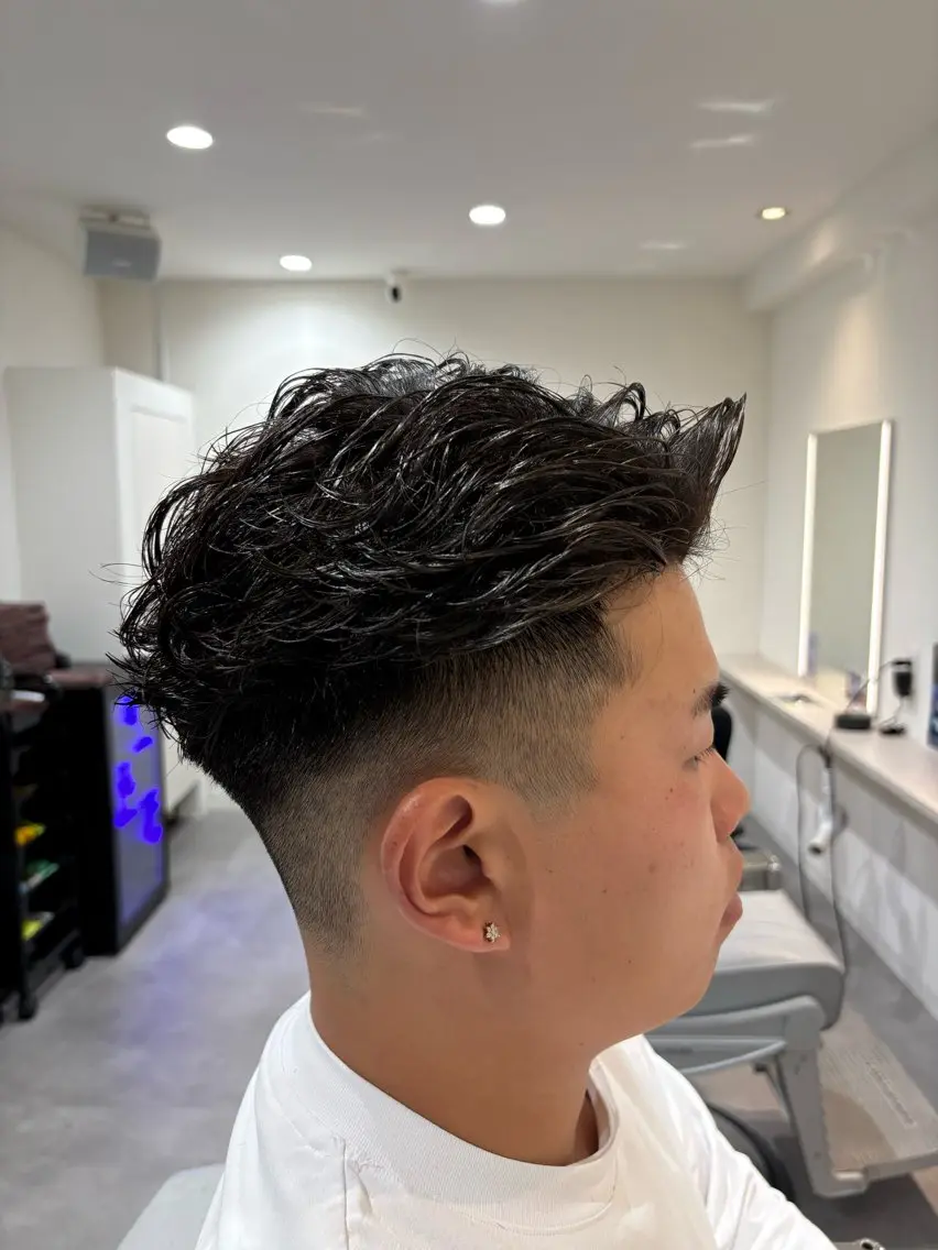 パーマ メンズ フェードカット カット パーマ 深澤 知樹のヘアスタイル