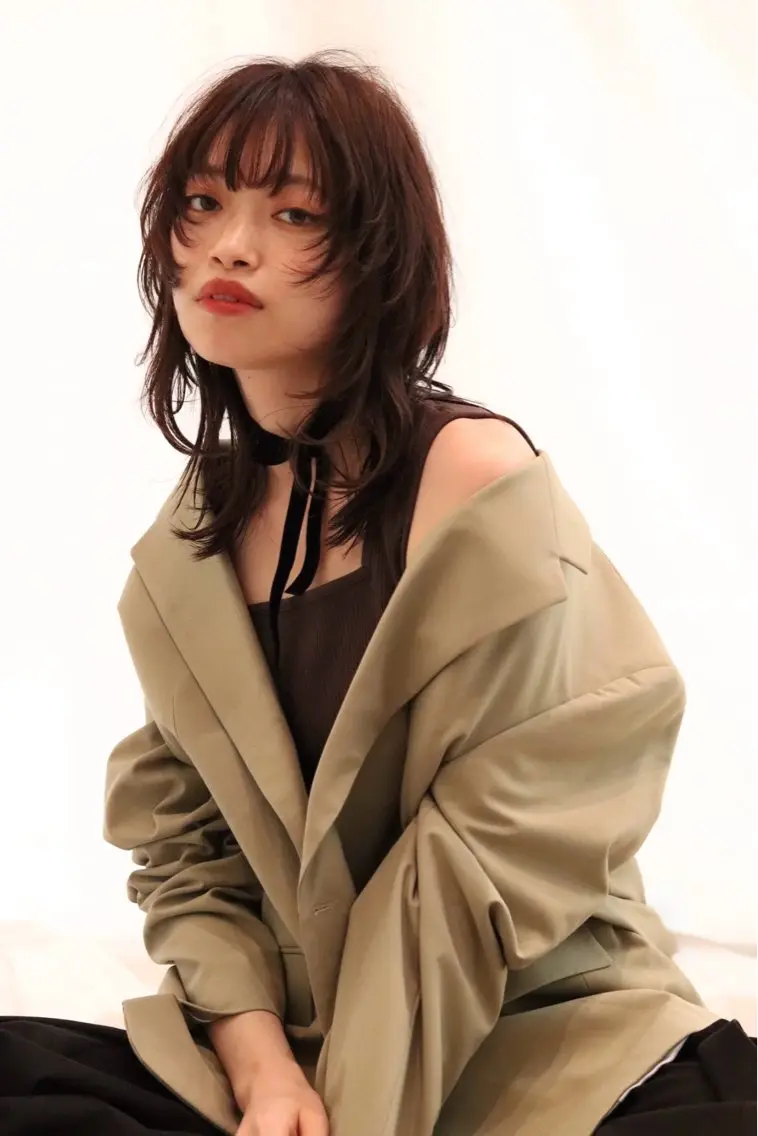 セミロング カット ヘアカラー トリートメント 新宿三丁目 田中美由紀のヘアスタイル